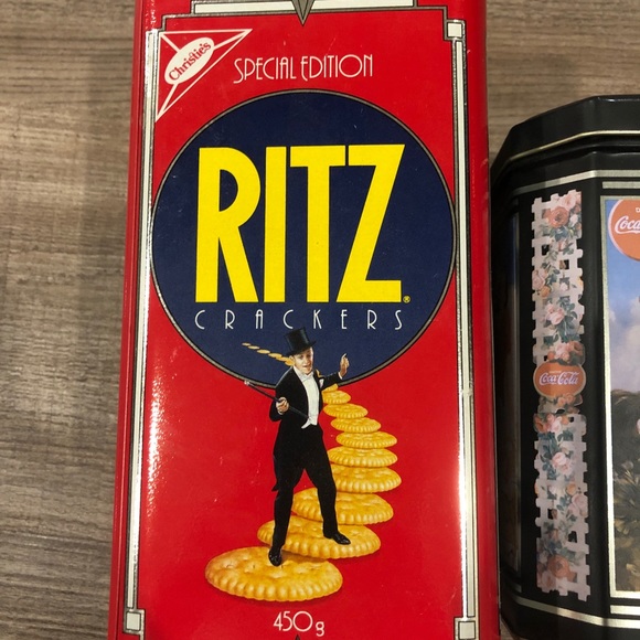 2 Vintage Tins - Picture 2 of 4